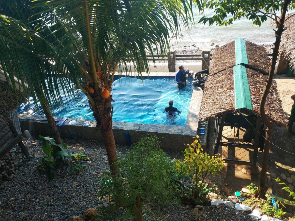 Blue Ribbon Dive Resort Мабини Экстерьер фото