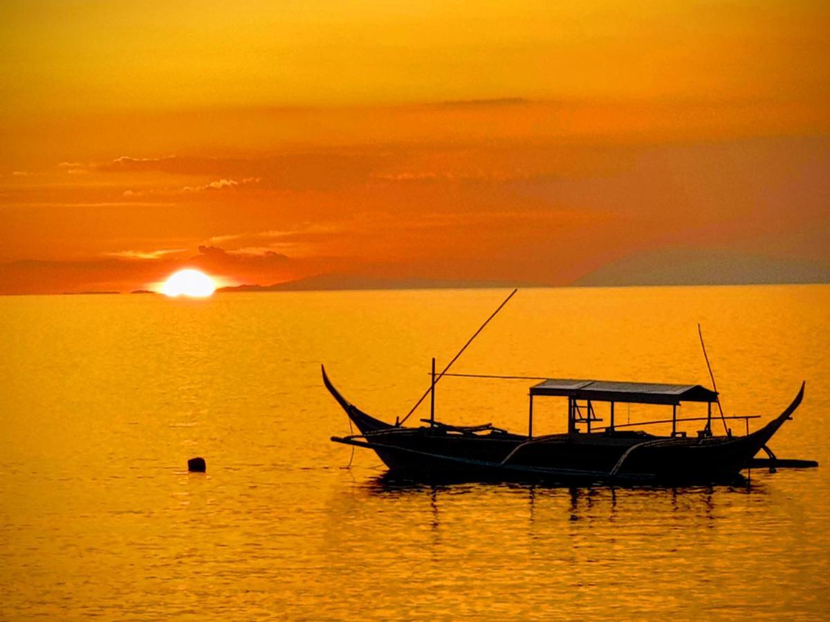 Blue Ribbon Dive Resort Мабини Экстерьер фото